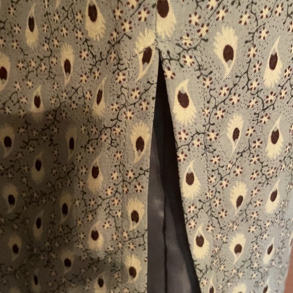 Beautiful long sleeve lined dress wore one time. - Picture 5 of 7